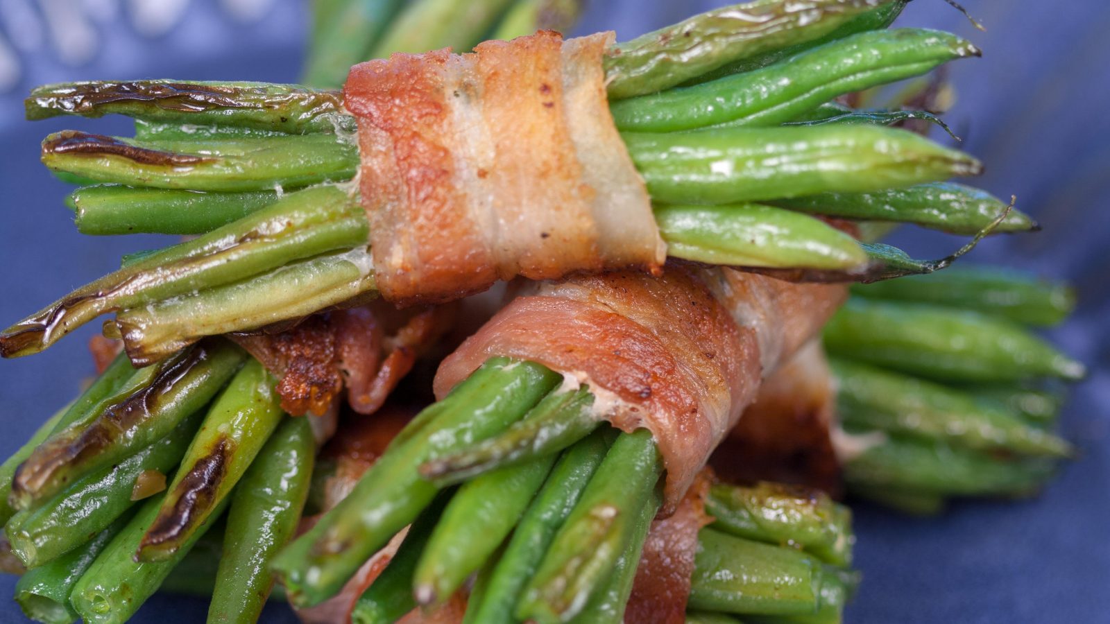 Bundle of Green Beans in Double Smoked Bacon - Online Culinary School (OCS)