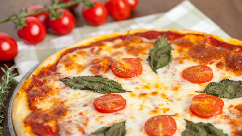 Pizza Margherita - Online Culinary School (OCS)